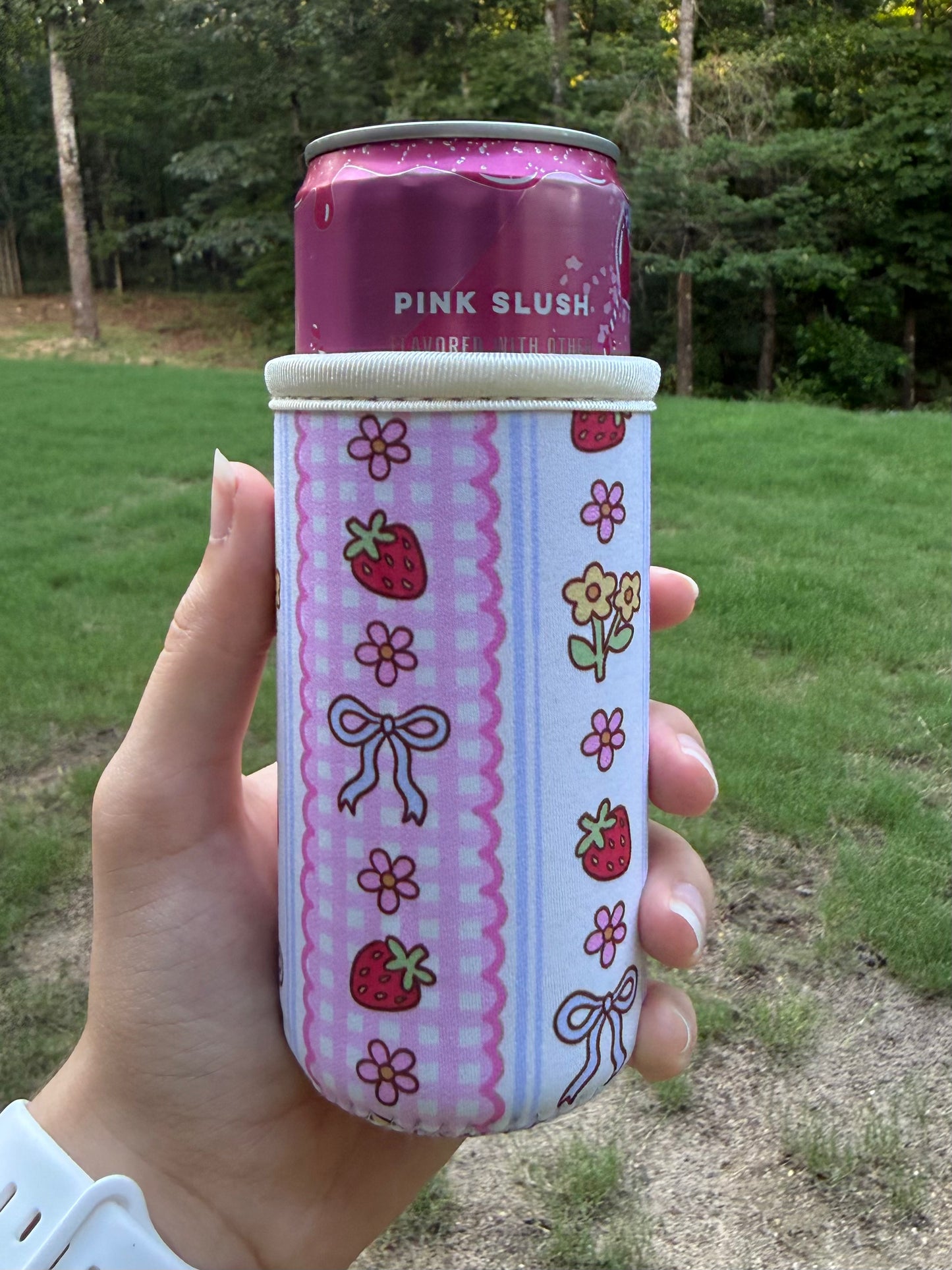 Strawberries and Bows SLIM Can Drink Sleeves